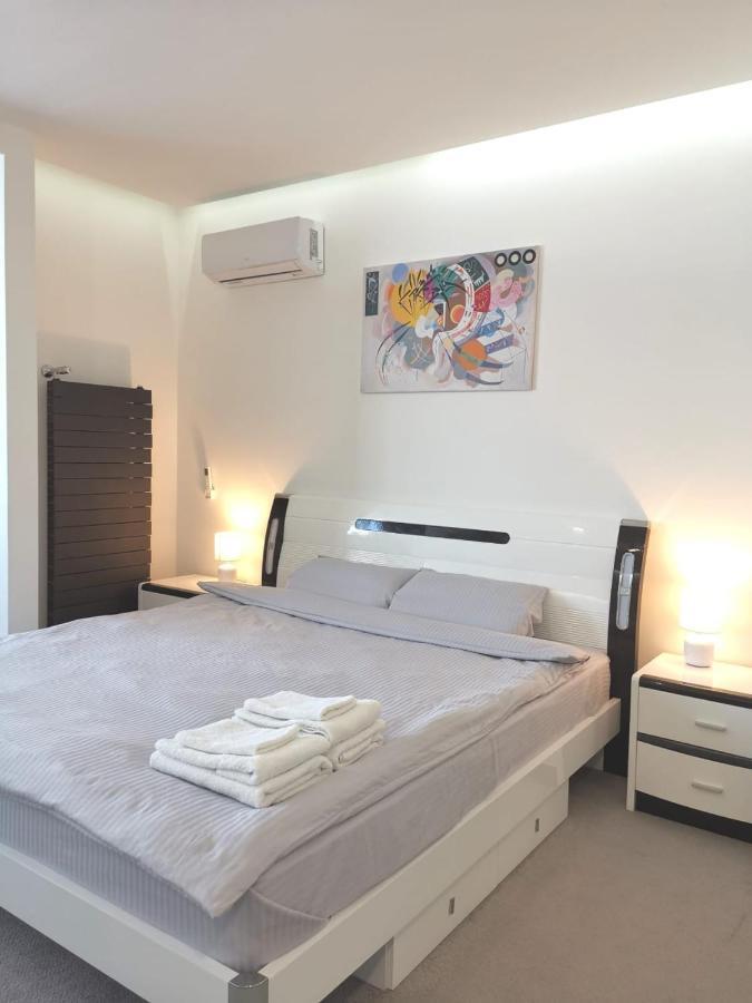 Stylish Riverside Apartments In Riviera Complex Mykolajiv Exteriér fotografie
