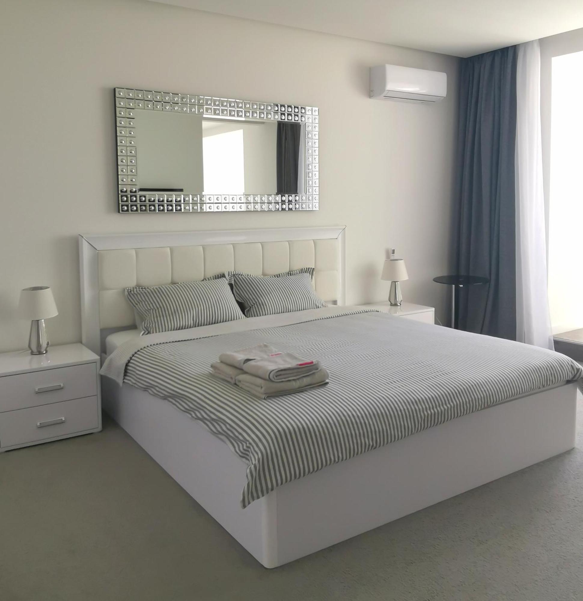 Stylish Riverside Apartments In Riviera Complex Mykolajiv Exteriér fotografie
